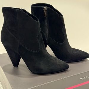 Vince Comuto Women’s MOVINTA Pointed Toe Ankle Boots & Booties Size 8.5